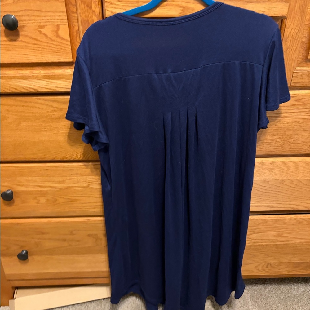 Blue Nightgowns and Robe 💙 - Picture 7 of 8